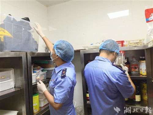 武漢市場監管云監督突擊探訪，保障酒店后廚衛生與會議安全